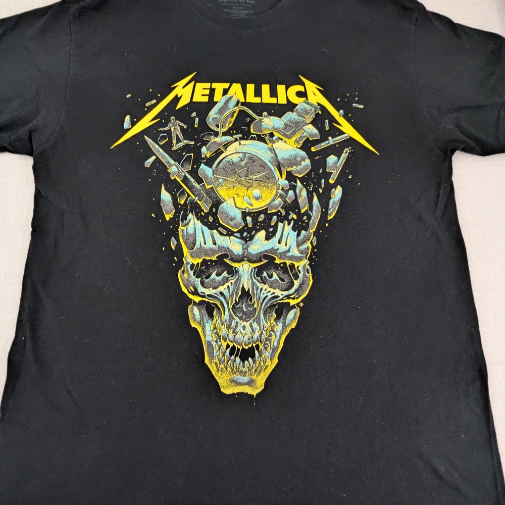 Metallica 2023-24 Concert Tee Black Yellow Skull Graphic Tour Info On Back Large
